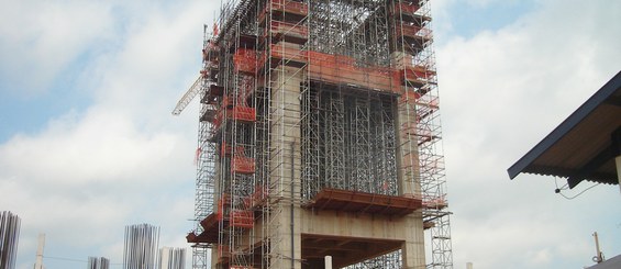Fábrica de cemento, Xambioa, Brasil