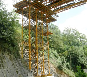 Viaducto sobre el arroyo Salubita, Tolosa, España