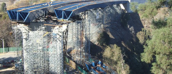 Viaducto El Salto, Santiago, Chile