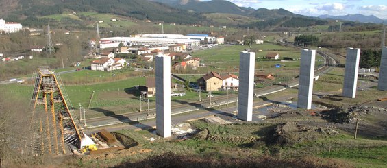 Viaducto San Antonio, Amorebieta (LAV Vitoria–Bilbao-San Sebastian), España