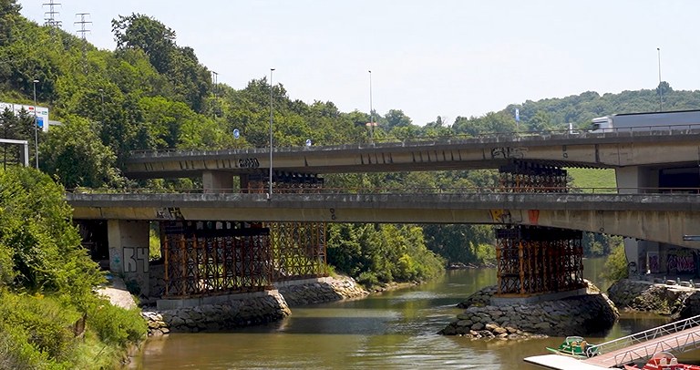 Apeo del Viaducto de Loiola sobre el río Urumea