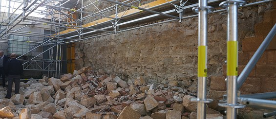 Apuntalamiento y reconstrucción de la Iglesia de San Andrés