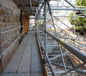 Apuntalamiento y reconstrucción de la Iglesia de San Andrés