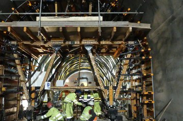 Tunel Zumarraga-Antzuola, Guipúzcoa, España