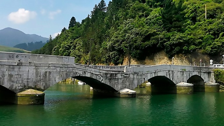 2_BLOG_Puente Debaportada_Espana_ULMA_Construction Colapso del puente debido a la acción de bivalvos xilófagos en la cimentación