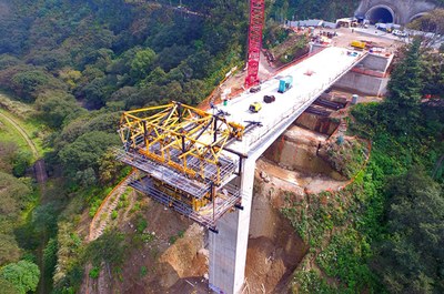 Construcción de tableros de puente: Tipos de procedimientos constructivos