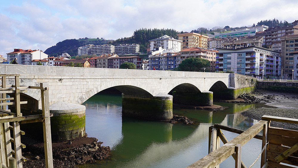Reparación de estructuras históricas: la recuperación del Puente Deba-Mutriku Reparación de estructuras históricas: la recuperación del Puente Deba-Mutriku