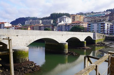 Reparación de estructuras históricas: la recuperación del Puente Deba-Mutriku