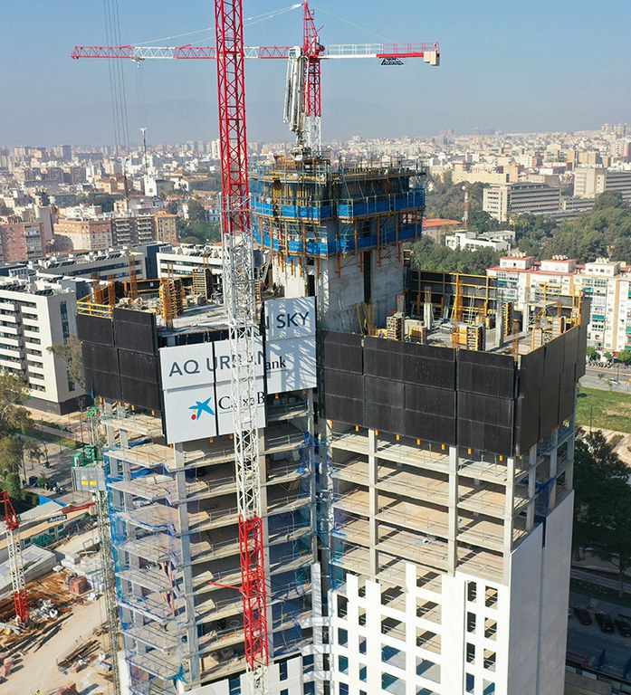 Celebramos la finalización de una de las estructuras del proyecto AQ Urban Sky de Málaga