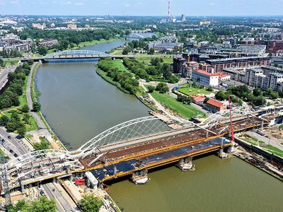 Cercha H-33, solución modular y portante en la construcción de dos puentes en Cracovia