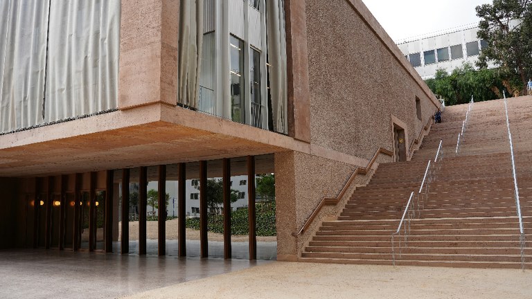 El edificio de investigación del Hospital Vall d’Hebron, un referente premiado de la arquitectura contemporánea
