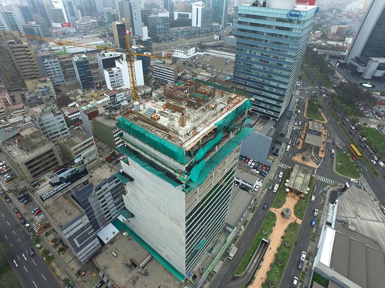 Edificio sostenible Torre Javier Prado en Lima