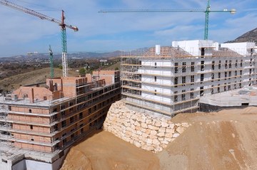 Higuerón Resort, más de 80.000 m² de andamios en uno de los complejos residenciales más importantes de Málaga