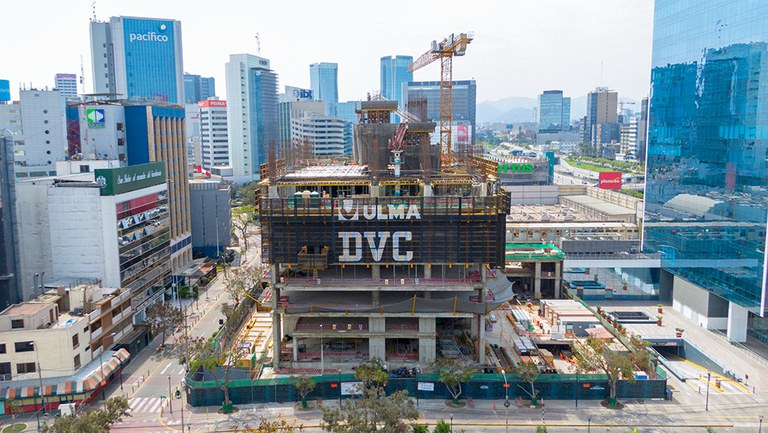 Nueva torre en el centro de Lima, Perú