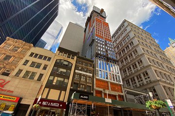 La torre 185 Broadway despunta en el distrito financiero de Nueva York